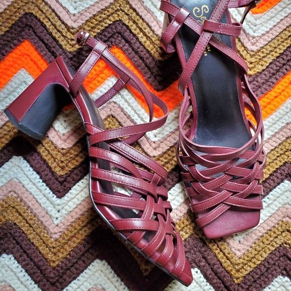 Seychelles Charter Heel Strappy Leather Sandal In Maroon - Picture 1 of 10